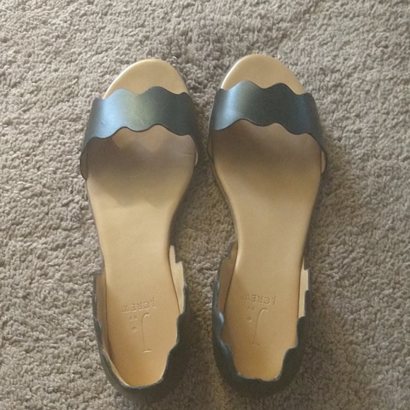 scalloped peep toe flats